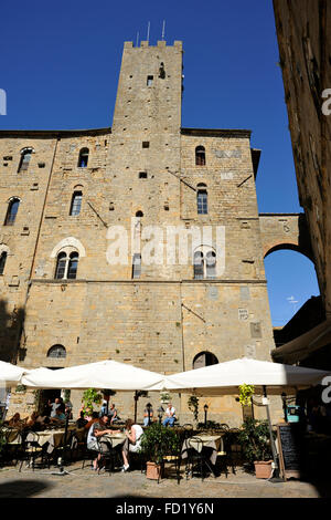 Palazzo Pretorio, Piazza dei priori, Volterra, Toskana, Italien Stockfoto