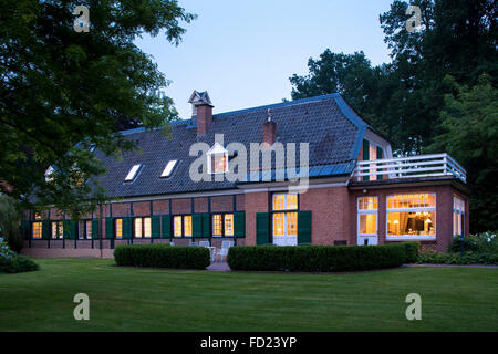 Europa, Deutschland, Nordrhein-Westfalen, Niederrhein, Immobilien in der Nähe von Wesel. Stockfoto