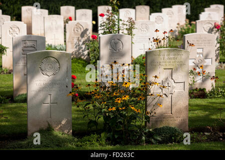 Europa, Deutschland, Nordrhein-Westfalen, Köln, Commonwealth Kriegsfriedhof Gräber Kommission innerhalb Südfriedhof Köln ich Stockfoto