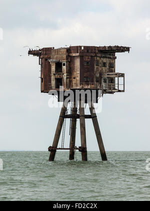 Farbfoto von Mounsell Forts im roten Sand (Themse-Mündung, London) Stockfoto