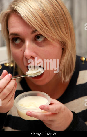Frau, Essen Stockfoto