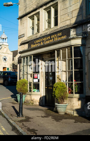 Painswick Dorf in den Cotswolds Gloucestershire England UK Cardynham Haus Bistro und Gast Haus Stockfoto