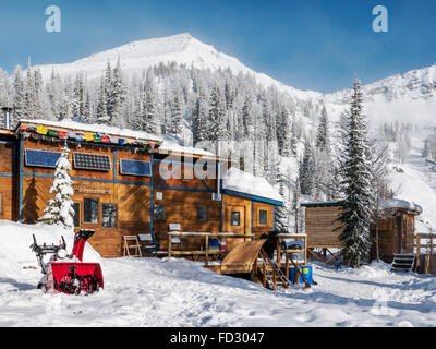 Entfernten Mount Carlyle Lodge; Selkirk Mountains; Britisch-Kolumbien; Kanada Stockfoto