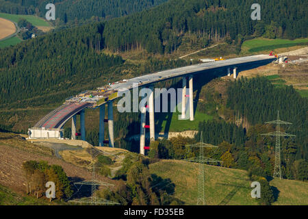 Luftaufnahme, höchste Viadukt North Rhine-Westphalia, Bestwig-Nuttlar, neue Brücken der Autobahn A44 zwischen Meschede und Olsberg, Stockfoto