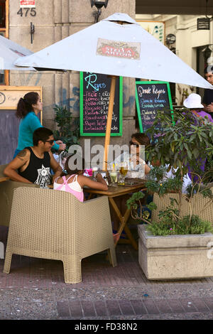 LA SERENA, CHILE - 19. Februar 2015: Donde Reyes Restaurant Balmaceda ulica in La Serena, Chile Stockfoto