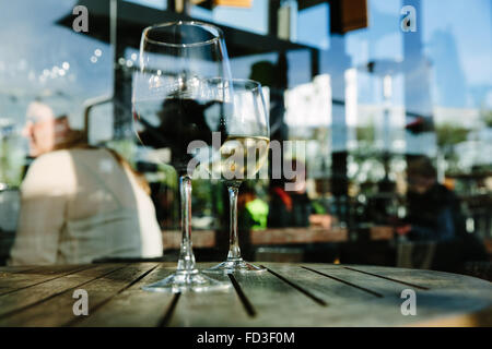 Happy Hour in Sonoma Wein in Santa Monica, Kalifornien. Stockfoto
