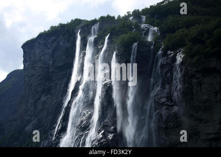 Norwegen, Geiranger Fjord, Detail von Wasserfällen. Stockfoto