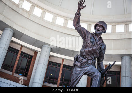 Das Nationalmuseum Infanterie und Soldier Center vor den Toren Fort Benning in Columbus, Georgia, USA. Stockfoto