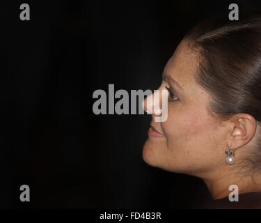 Schwangere Kronprinzessin von Schweden besucht der Königlichen Oper in Stockholm zum jährlichen Holocaust Memorial Day in Stockholm. 27.01.2016. Foto: Albert Nieboer/RPE / - kein Draht-Dienst - Stockfoto