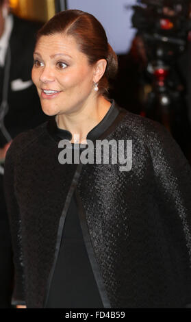 Schwangere Kronprinzessin von Schweden besucht der Königlichen Oper in Stockholm zum jährlichen Holocaust Memorial Day in Stockholm. 27.01.2016. Foto: Albert Nieboer/RPE / - kein Draht-Dienst - Stockfoto