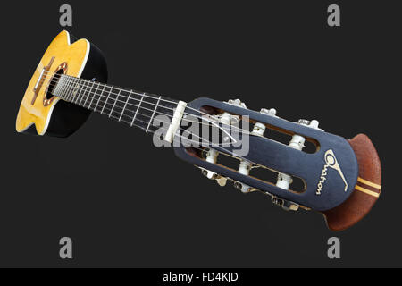 Eine klassische Gitarre aus Nahaufnahme mit Perspektive Stockfoto