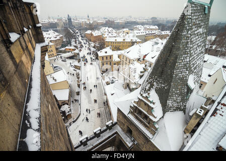 Tolle Aussicht auf Charles Brücke und Panorama Stadt Prag im Winter, Prag, Tschechische Republik, Europa Stockfoto