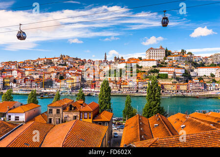 Porto, Portugal Altstadt am Fluss Douro. Stockfoto