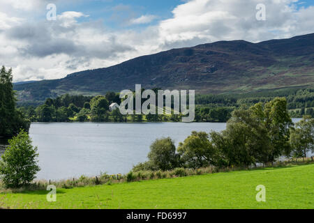 Keltische Kirche am Loch Alvie Stockfoto