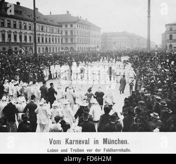 Karneval am Odeonsplatz in München, 1912 Stockfoto