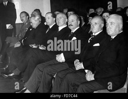 Gustav Krupp von Bohlen Und Halbach bei einer Feier der Kaiser-Wilhelm-Society im Harnack-House in Berlin Stockfoto