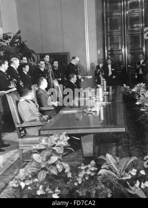 Ciano, Ribbentrop und Kurusu bei der Anmeldung den Dreimächtepakt, 27.09.1940 Stockfoto