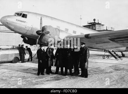 Erste Landung der sowjetische Passagierflugzeug auf dem Flughafen Berlin-Tempelhof 1940 Stockfoto