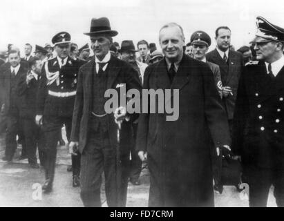 Chamberlain und Ribbentrop auf dem Flugplatz Oberwiesenfeld, 1938 Stockfoto