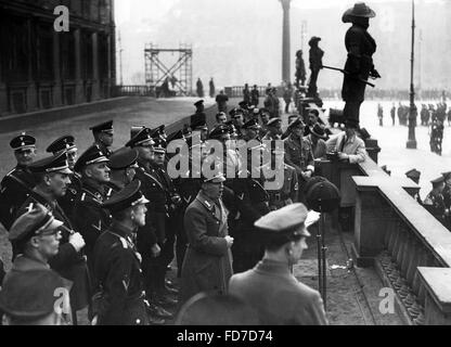 Werner Wagner bei einer Propaganda-Marsch nach den Reichstagswahlen 1936 Stockfoto