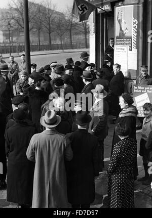 Wahllokal in Berlin für den Reichstagswahlen 1936 Stockfoto