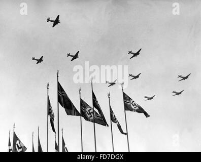 Überflug am Tag der Wehrmacht, 1936 Stockfoto