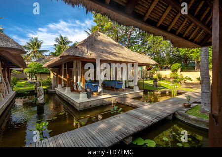 Spa-Bereich des ein-Sterne-Hotel in Bali, Massage-Bereich, Spa, strohgedeckten Häusern, Lovina Beach, Buleleng, Bali, Indonesien, Asien Stockfoto