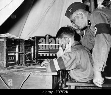 Nachrichten-HJ Mitglieder im Lager Ohnesorge, 1938 Stockfoto