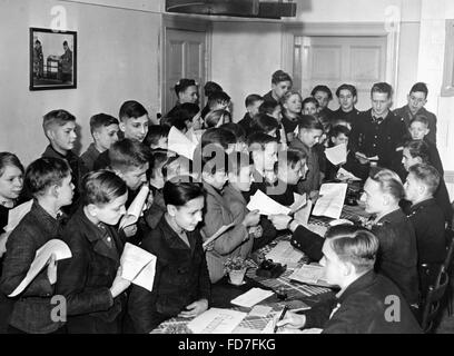 Eintritt in die Hitler-Jugend, 1944 Stockfoto