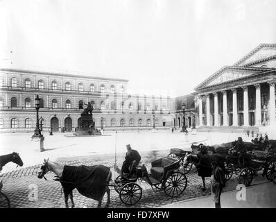 Max-Josef-Platz in München Stockfoto