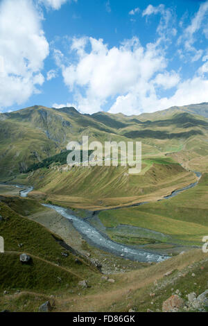 Georgien, Mzcheta-Mtianeti, Beim Dorf Sioni Südlich von Stepanzminda der Georgischen Heerstraße Stockfoto