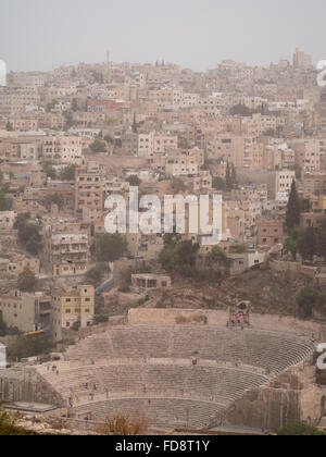 Amman römische Theater von Amman Zitadelle aus gesehen Stockfoto