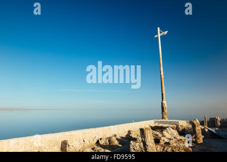 Salz-verkrusteten Ruinen auf Bombay Beach, am östlichen Ufer des Salton Meeres, California Stockfoto