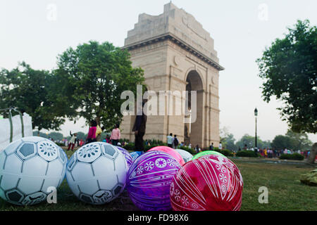 India Gate Park Gruppen Massen Stockfoto