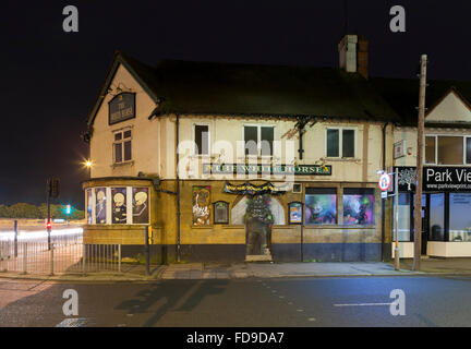 Das Pferd kann mit Ihnen, Star Wars Themen Graffiti auf der verlassenen Wirtshaus weißes Pferd, Kingsthorpe Grove, Northampton sein. Stockfoto