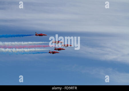 Red Arrows in Formation an RAF Cosford, Enid (berühmt) 5 Flugzeug Bildung Stockfoto