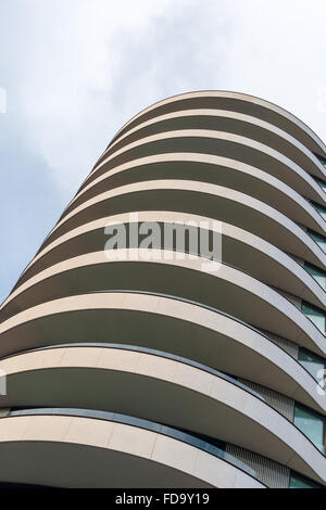 Moderne Architektur in London UK, ein abstraktes Bild von einem neuen Hochhaus oder skyscraper Stockfoto