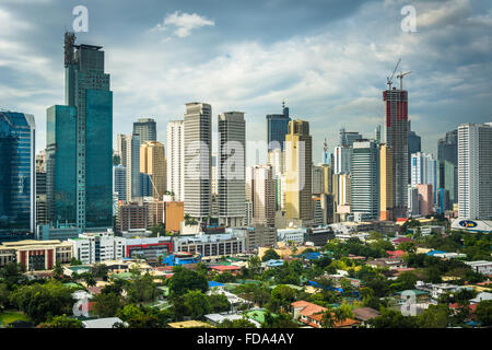 Blick auf die Skyline von Makati in Metro Manila, Philippinen. Stockfoto