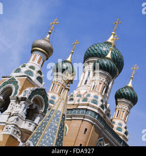 Kuppeln der russisch-orthodoxen Kirche in Nizza, Frankreich Stockfoto