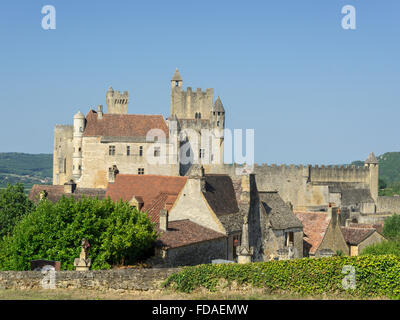 Château de Beynac, Beynac-et-Cazenac, Departement Dordogne, Aquitaine, Frankreich Stockfoto