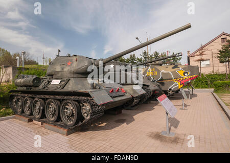 T-34 Panzer (UdSSR), Krieg-Denkmal von Korea, Jeonjaeng Ginyeomgwan, Yongsan-Dong, Seoul, Südkorea Stockfoto