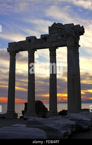 Tempel des Apollo in den Abend, Side Stadt, Türkei Stockfoto