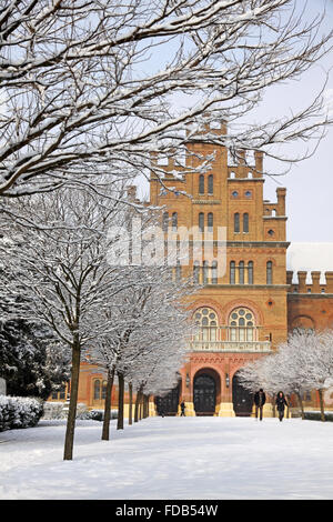 Haupteingang der Nationaluniversität Yuriy Fedkovych Czernowitz, Ukraine Stockfoto