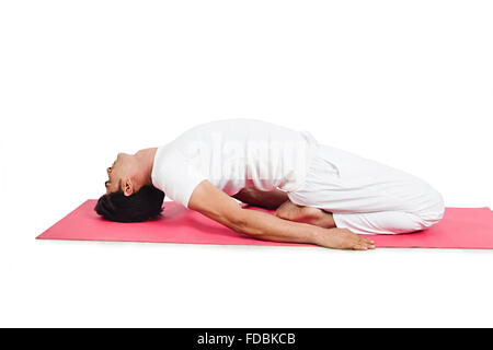 1 Junge Mann trainieren Stretching Yoga Stockfoto