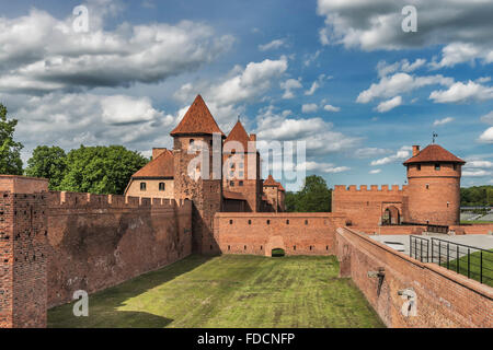 Die Burg des Deutschen Ordens in Marienburg war Sitz des Hochmeisters des Deutschen Ordens, Pommern, Polen, Europa Stockfoto