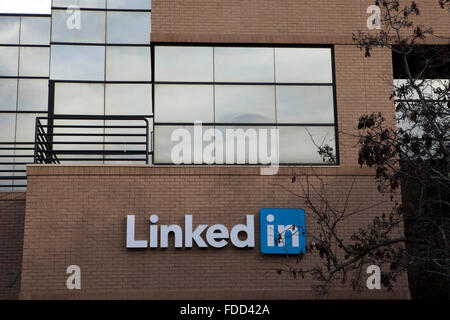 Ein Zeichen werden an LinkedIn Hauptsitz in Mountain View, Kalifornien gesehen. Stockfoto