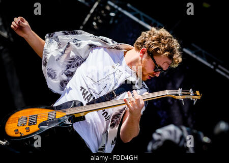 Mike Kerr von königlichem Blut in Squamish Valley Music Festival in BC am 9. August 2015 Stockfoto