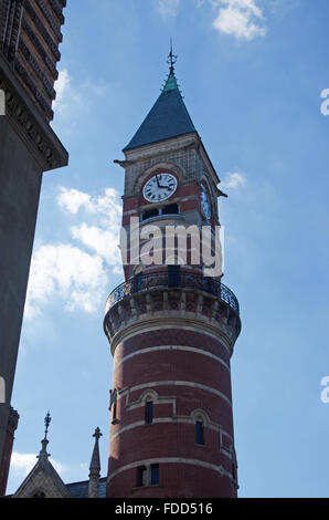 New York, Vereinigte Staaten von Amerika: der Glockenturm der Jefferson Market Zweig, der New York Public Library bei 425 Avenue of the Americas gelegen Stockfoto