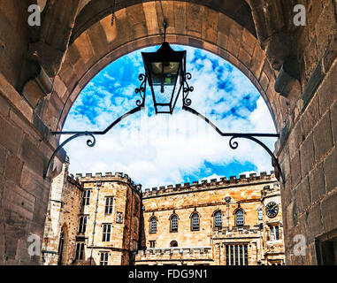 Universität von Durham, befindet sich in der Burg in der Nähe der Kathedrale; dritte älteste Universität in England Stockfoto