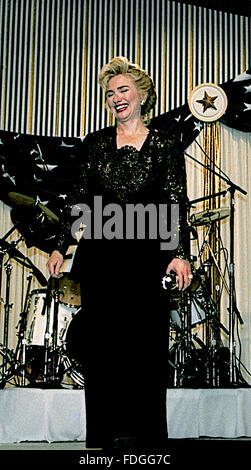 Washington, DC. 20.01.1993 Präsident William Clinton und FIrst Lady Hillary Clinton auf dem DC Inaugural Ball.  Bildnachweis: Mark Reinstein Stockfoto